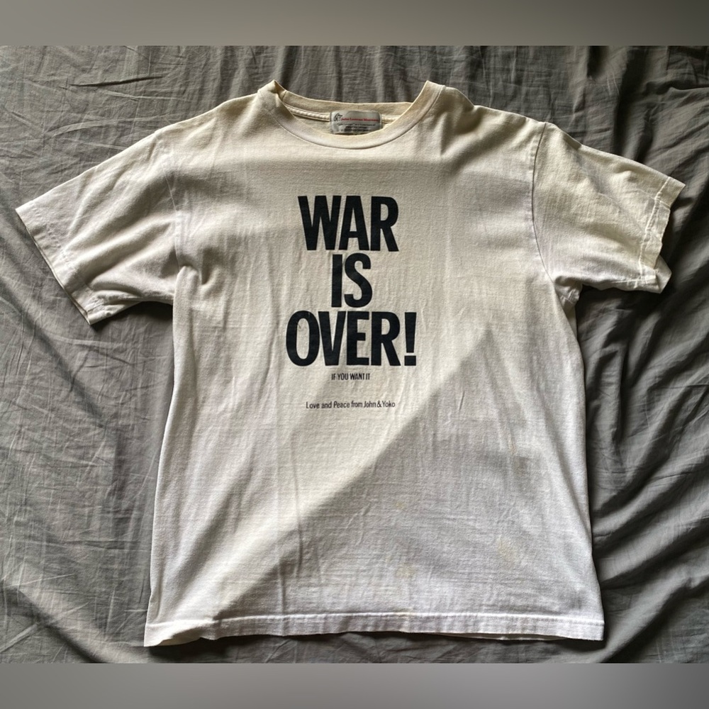Vintage 2000s Licensed John Lennon War Is Over T-shirt Tee Beatles Large *stain*